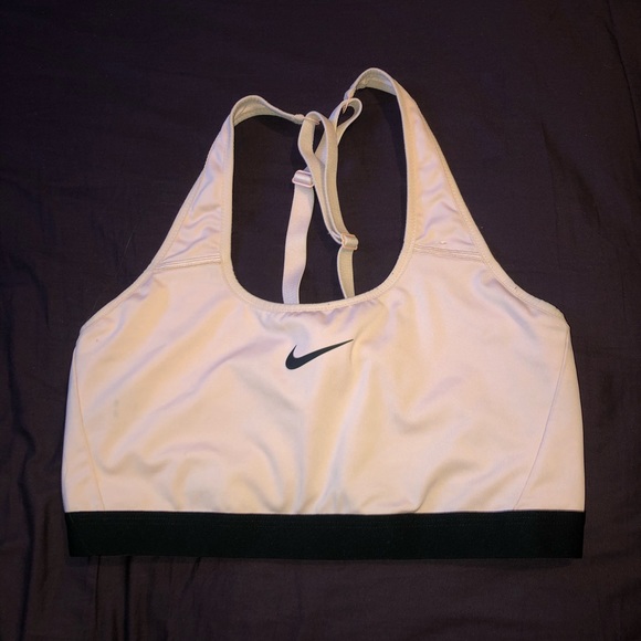 Nike sports bra - Picture 1 of 2